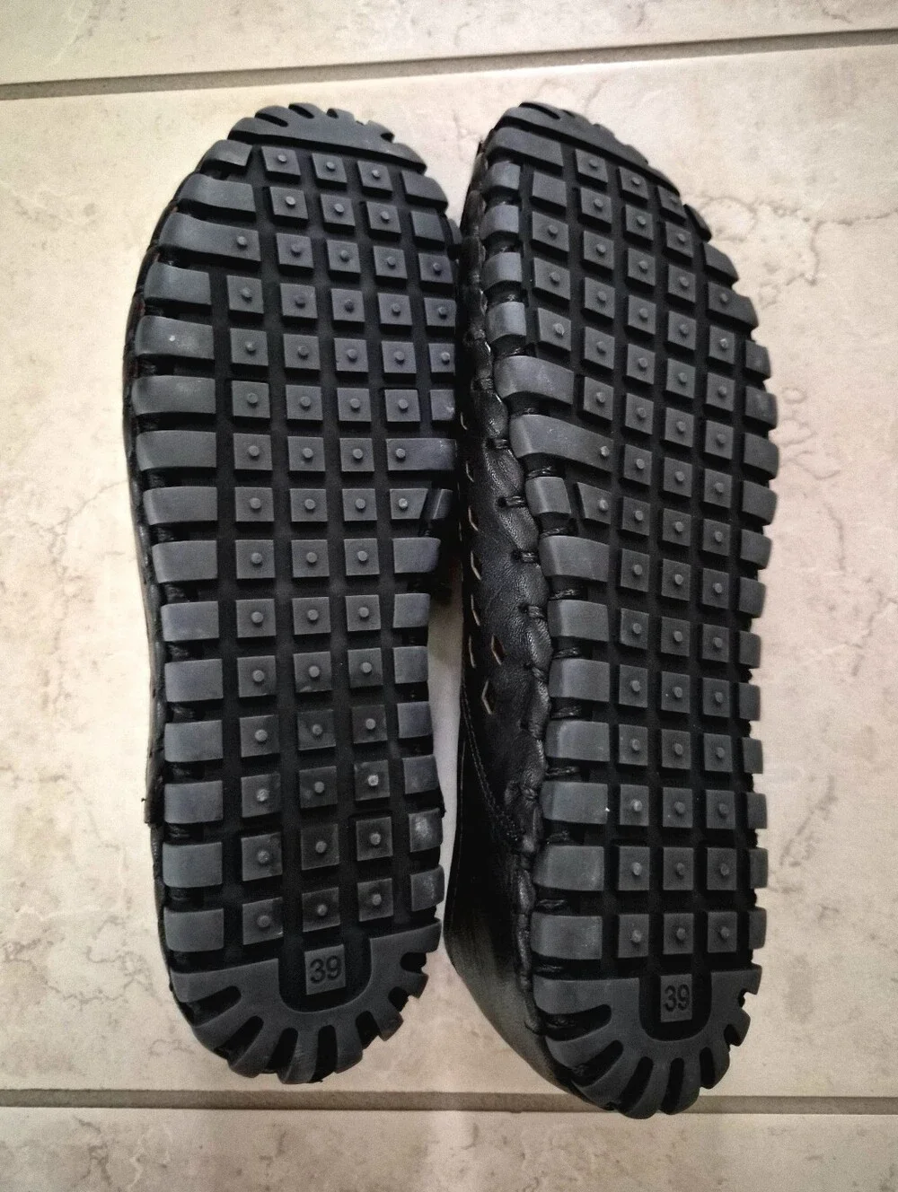 NWT Volks Walkers 1150 Izmit 2.0 Lace Up Black Sneaker Shoes 39